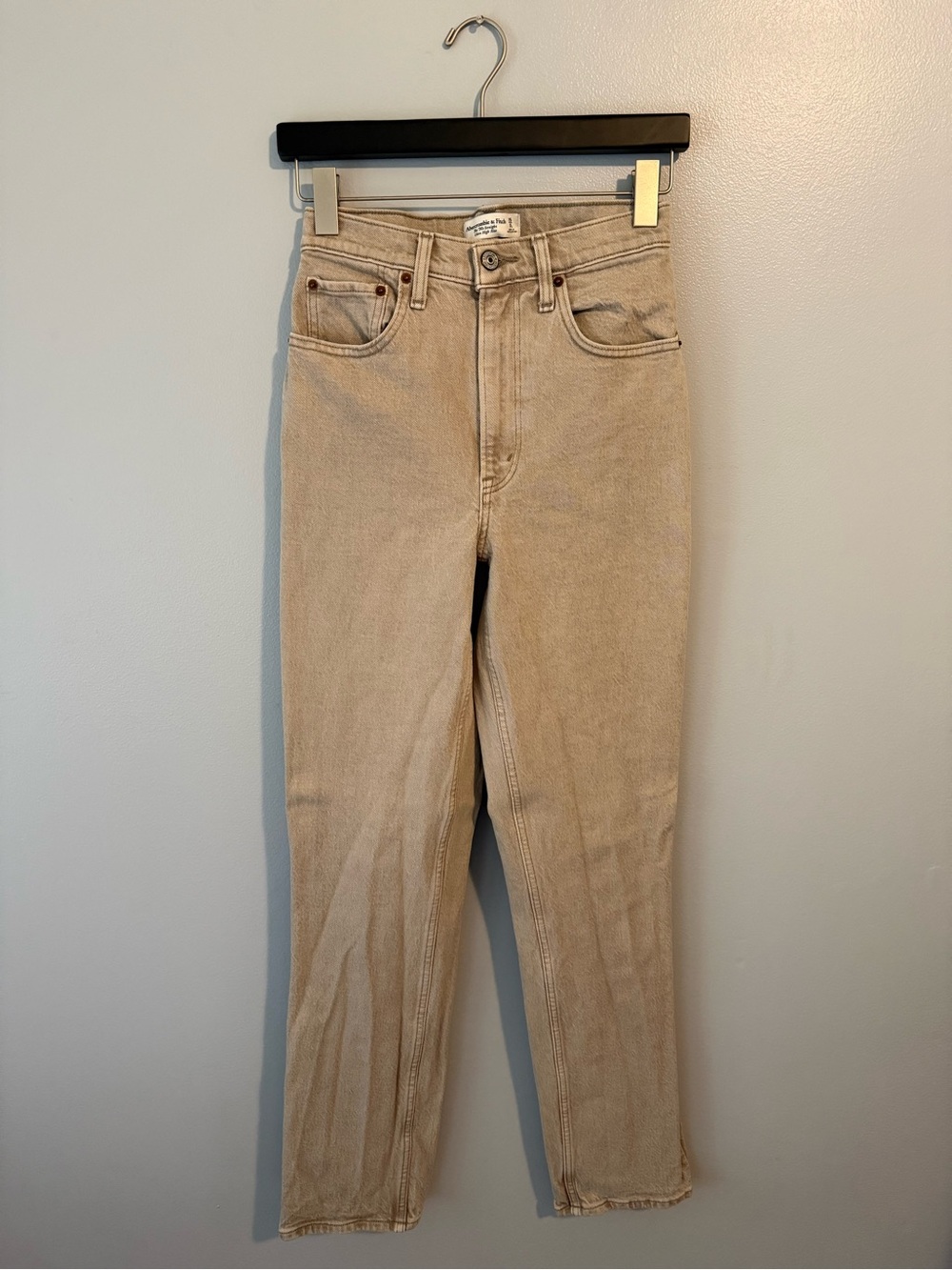 Abercrombie & Fitch 90’s Straight Ultra High-Rise Jeans